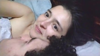 Sexo casero me hace la mejor mamada de mi vida