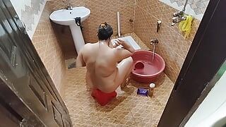Pakistani bigass step mom in shower and help from stepson