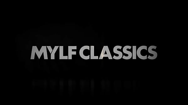 Curvy Blonde Milf Lifts Her Skirt And Flasher Her Horny Stepson – MYLF Classics