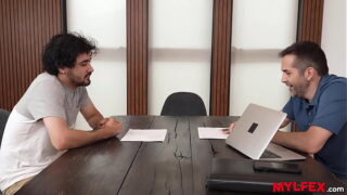 Mylfex – Freeloader Milf Obligated to Contribuite with Home Expenses